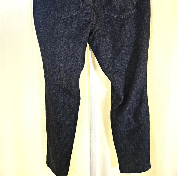 Jessica Simpson Jr Plus 18W Jegging Jeans - Picture 7 of 8